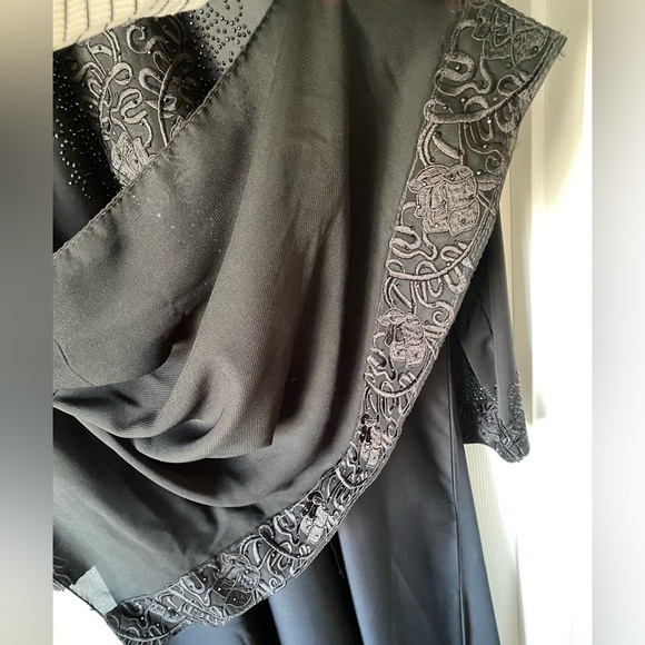 Black Abaya Thobe Embellished Modest Prayer Dress with Head Scarf - size L - Picture 5 of 7